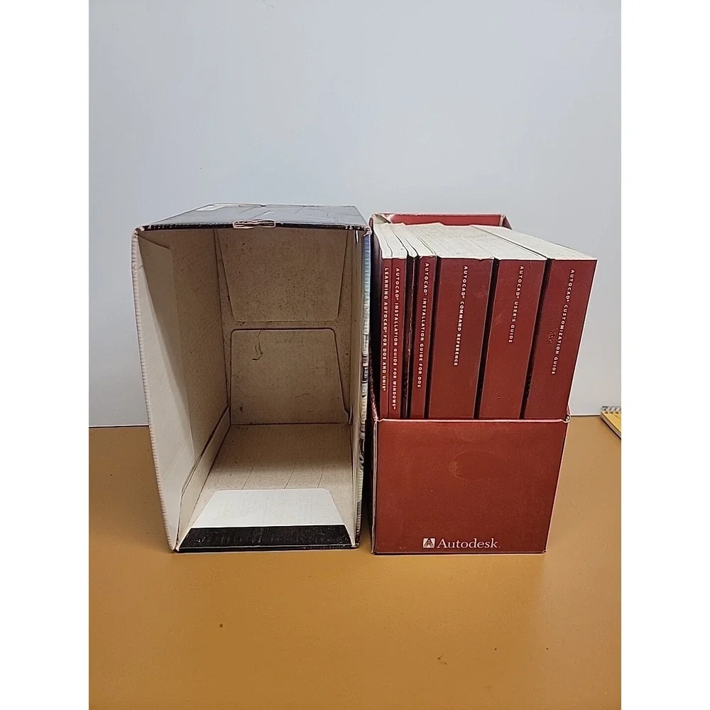 Autodesk AutoCAD Release 13 Documentation Pack  (7 Books) & Box - No Software